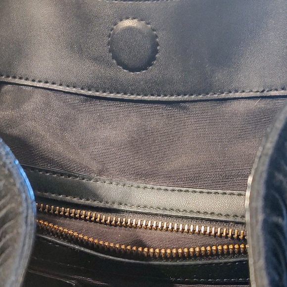 Calvin Klein black "leather" fringed shoulder bag preowned good cond inside out. - Picture 3 of 16